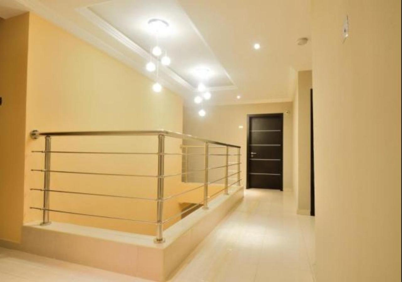 Villa Thirty Three Lagos Ngoại thất bức ảnh